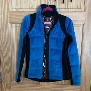 Columbia Women's Blue and Black Ski Jacket